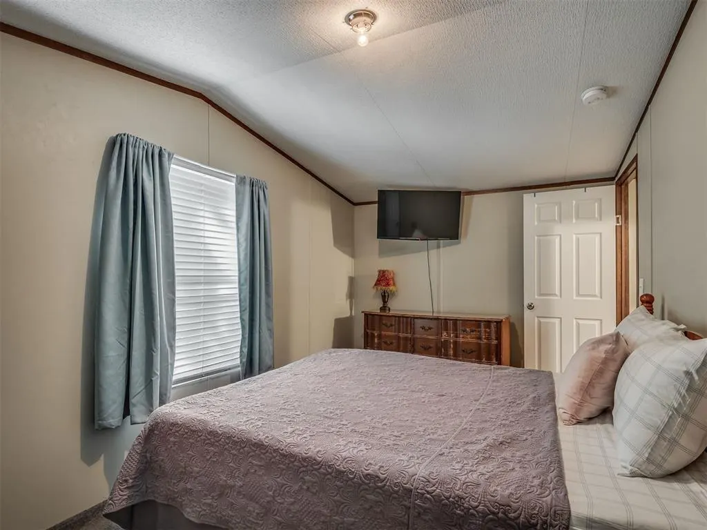 Photo 30 — 187 E Highland Avenue, Eufaula, OK 74432