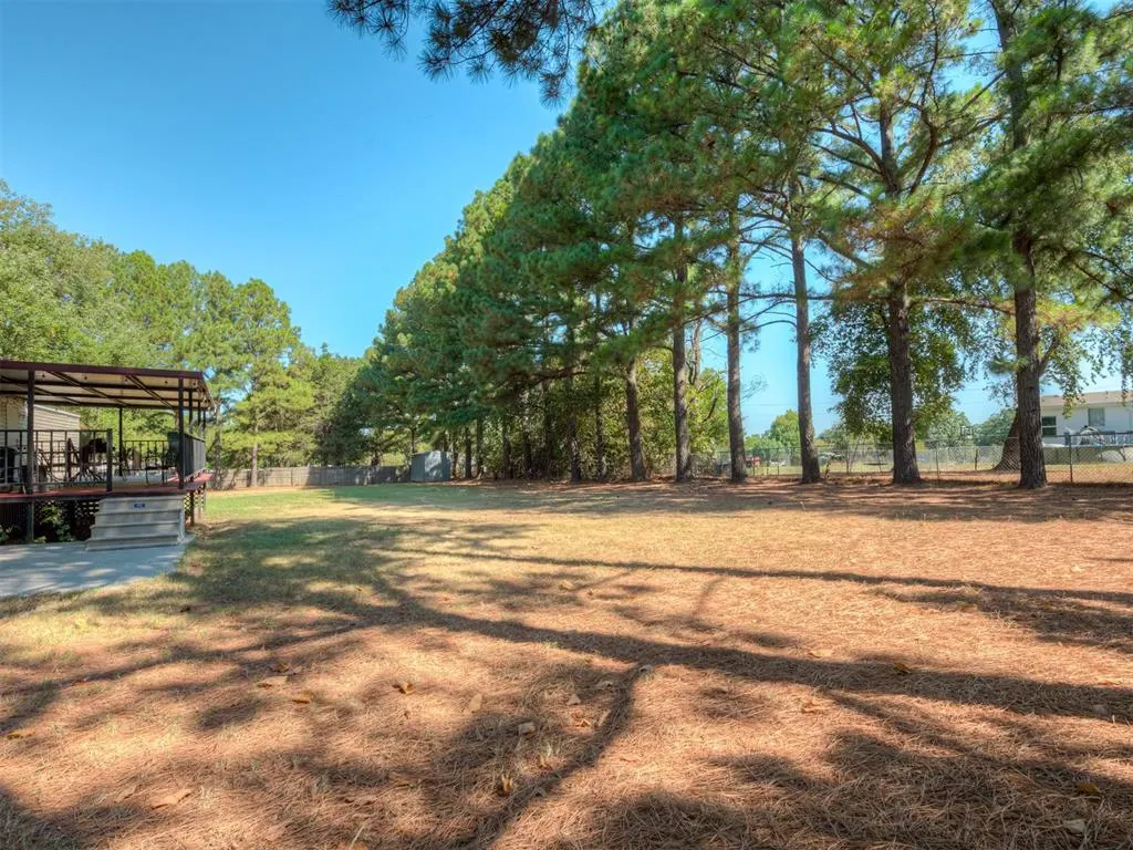 Photo 43 — 187 E Highland Avenue, Eufaula, OK 74432