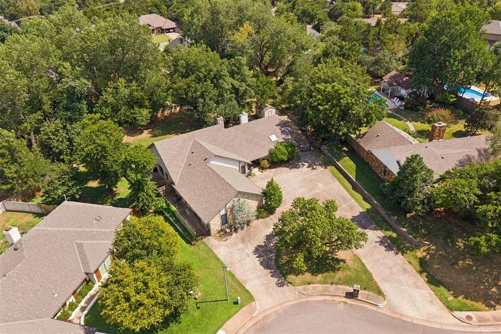 Photo 39 — 2008 Mistletoe Court, Edmond, OK 73034