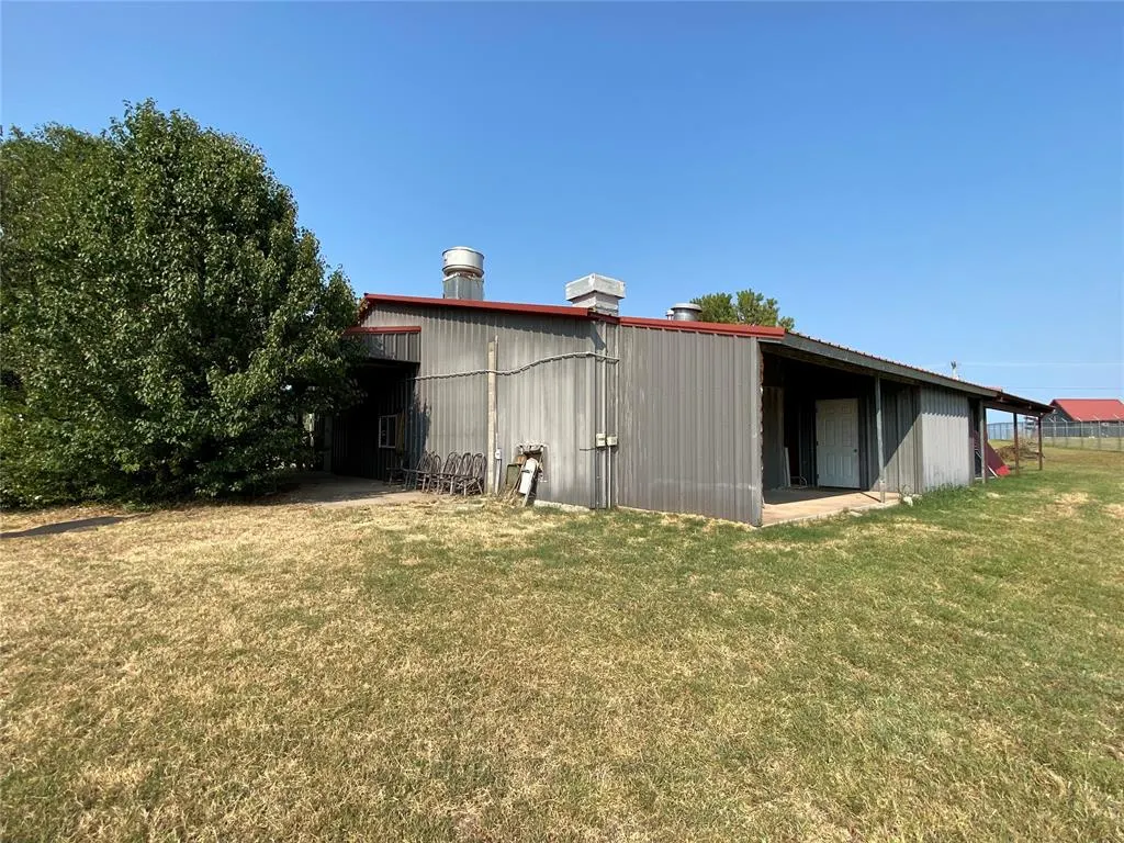 Photo 38 — 10520 US Highway 77, Lexington, OK 73051