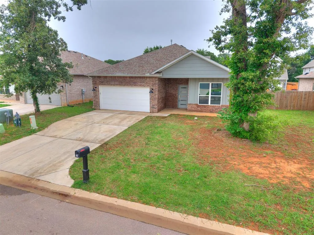 Front exterior — 420 Remington Avenue, Jones, OK 73049