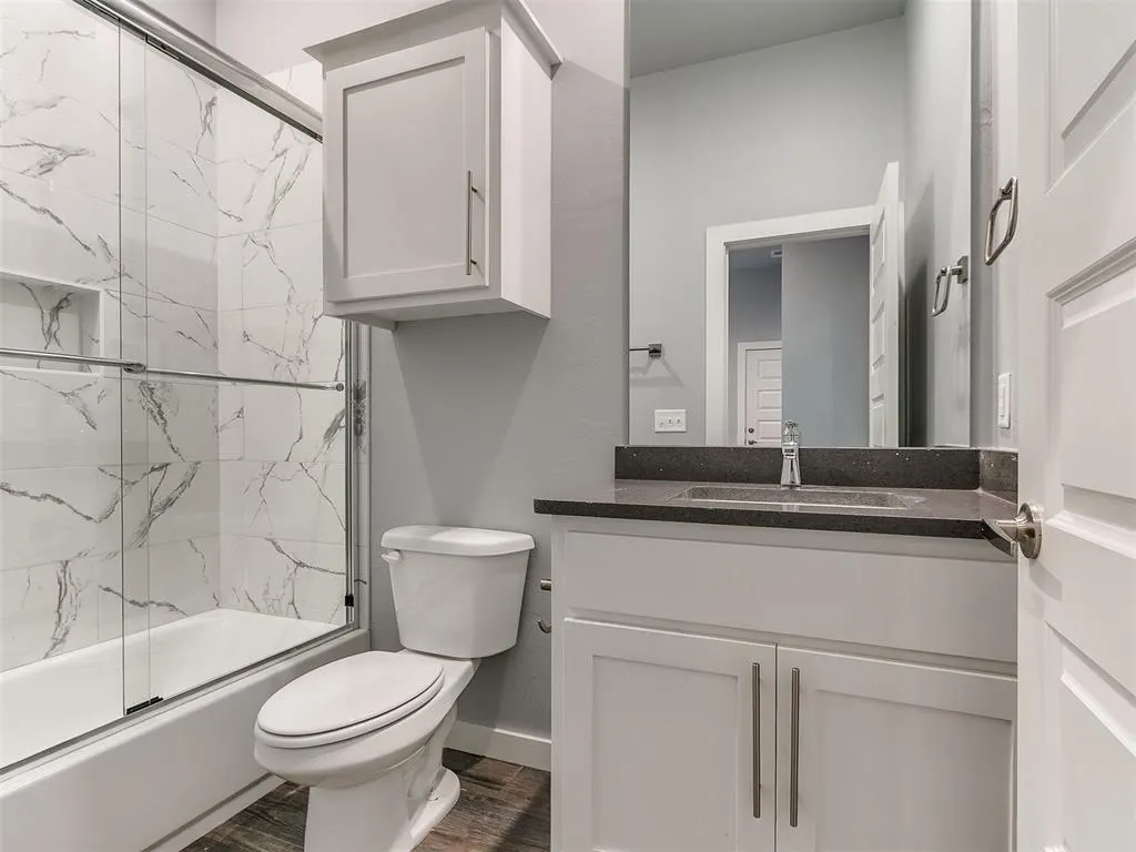 Photo 11 — 420 Remington Avenue, Jones, OK 73049
