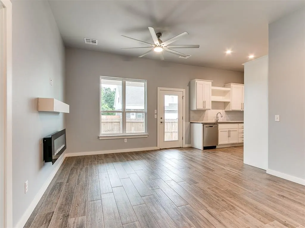 Photo 21 — 420 Remington Avenue, Jones, OK 73049