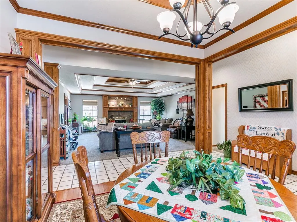 Photo 6 — 15600 Allegheny Drive, Edmond, OK 73013