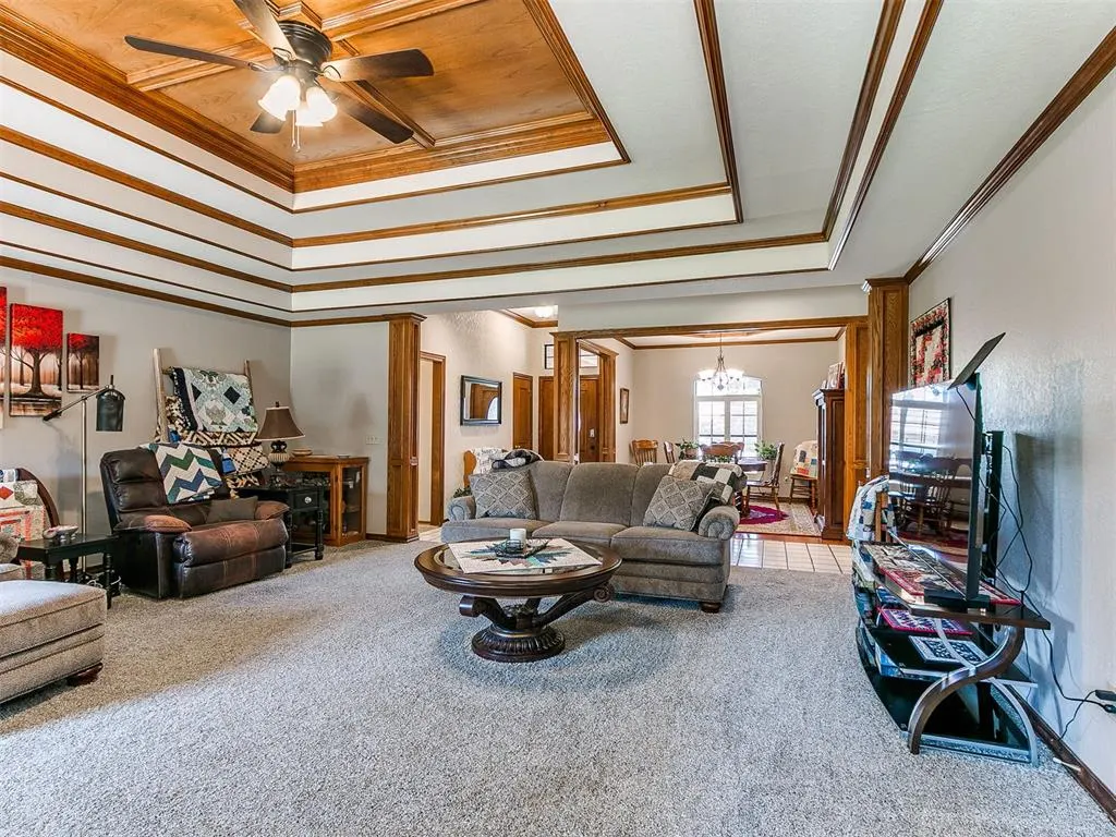 Photo 11 — 15600 Allegheny Drive, Edmond, OK 73013