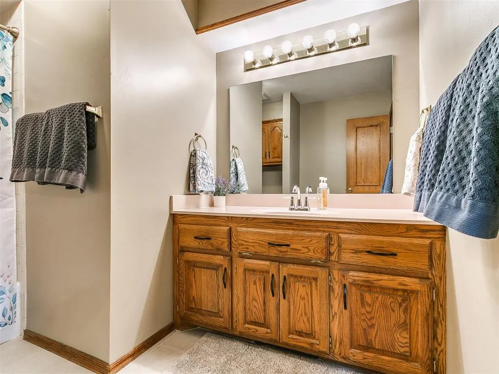 Photo 35 — 15600 Allegheny Drive, Edmond, OK 73013