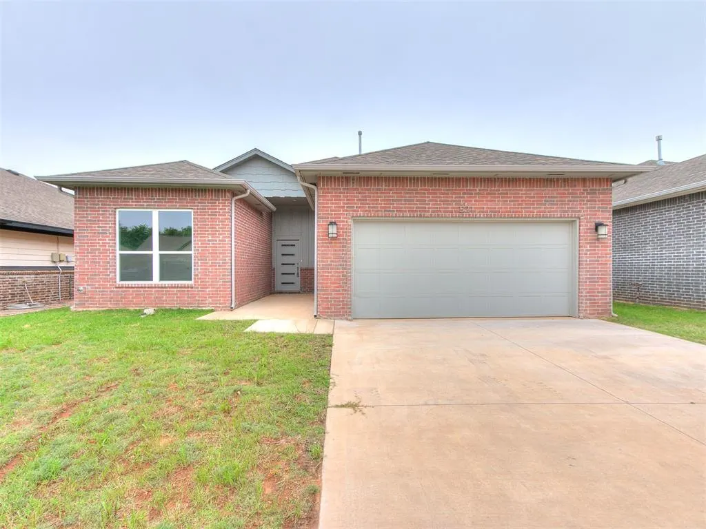 Photo 5 — 521 Remington Avenue, Jones, OK 73049