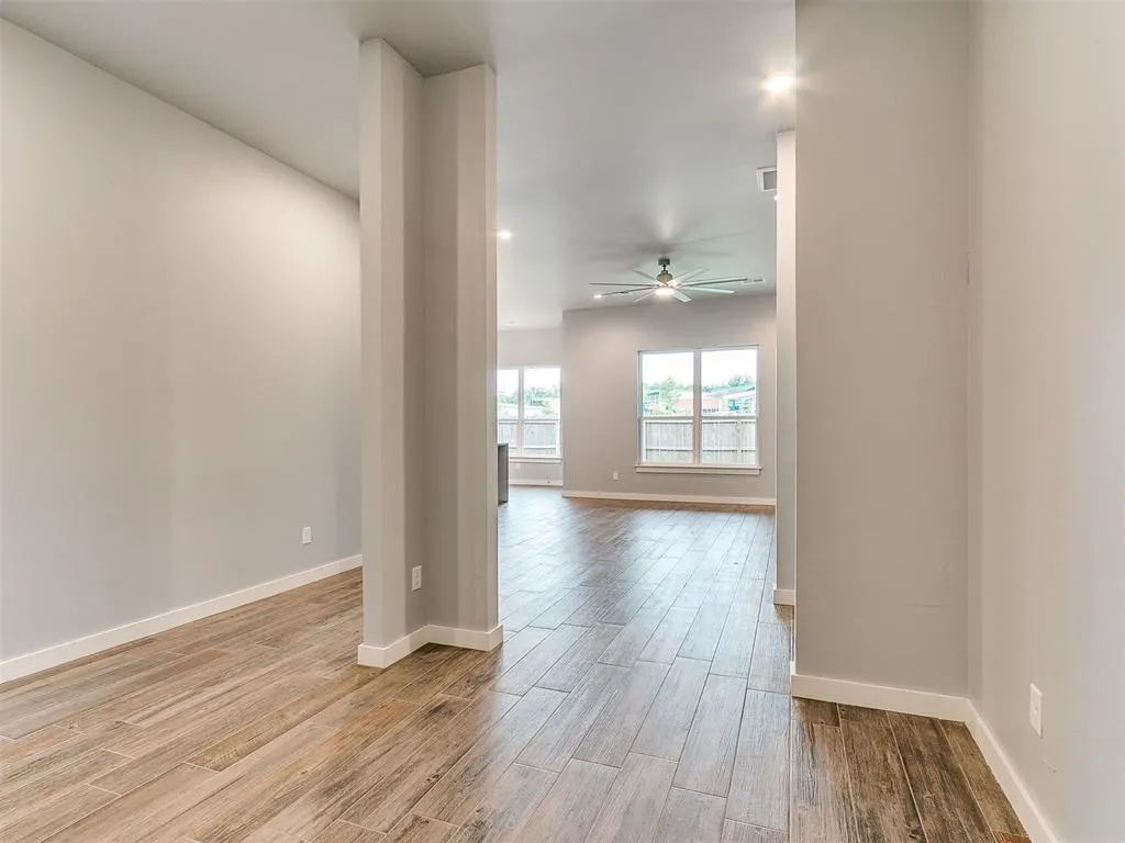 Photo 18 — 521 Remington Avenue, Jones, OK 73049