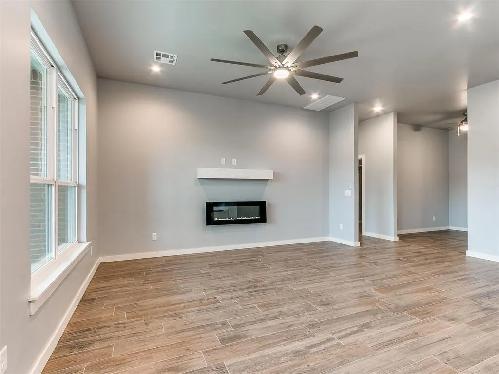 Photo 20 — 521 Remington Avenue, Jones, OK 73049