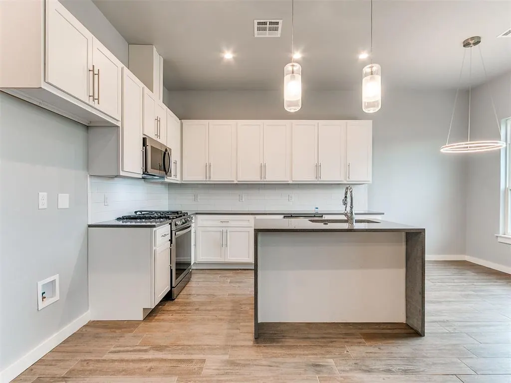 Photo 24 — 521 Remington Avenue, Jones, OK 73049