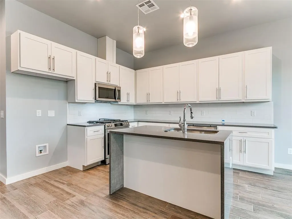 Photo 25 — 521 Remington Avenue, Jones, OK 73049