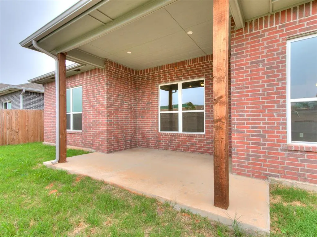 Photo 46 — 521 Remington Avenue, Jones, OK 73049