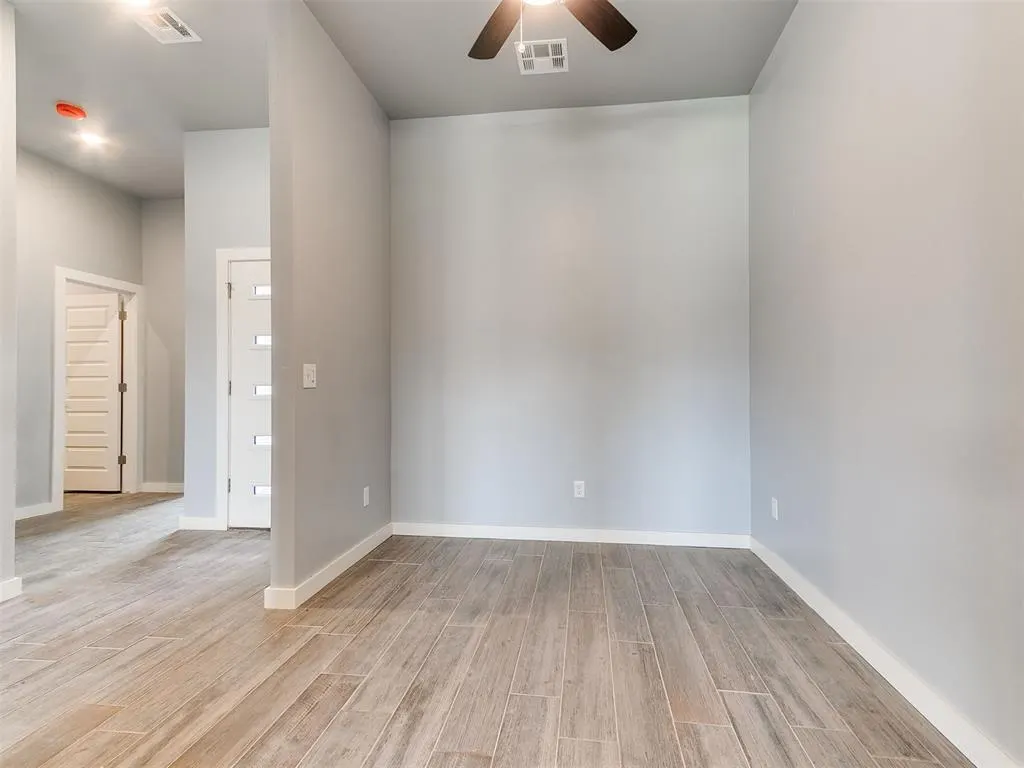Photo 6 — 517 Remington Avenue, Jones, OK 73049