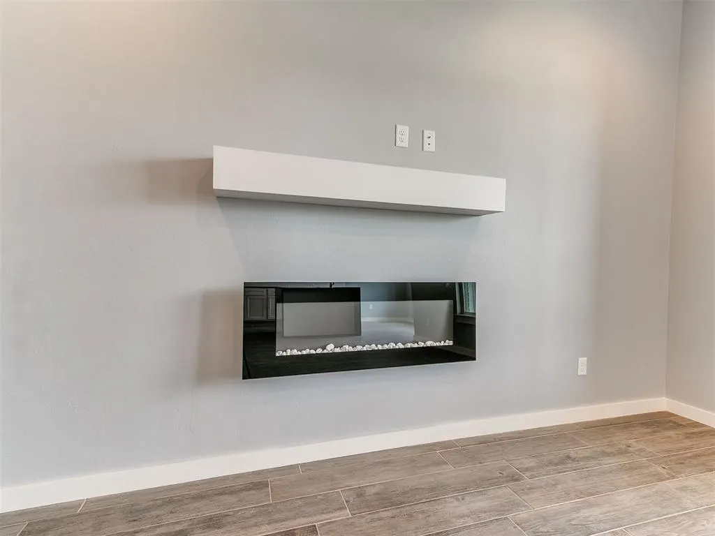 Photo 10 — 517 Remington Avenue, Jones, OK 73049