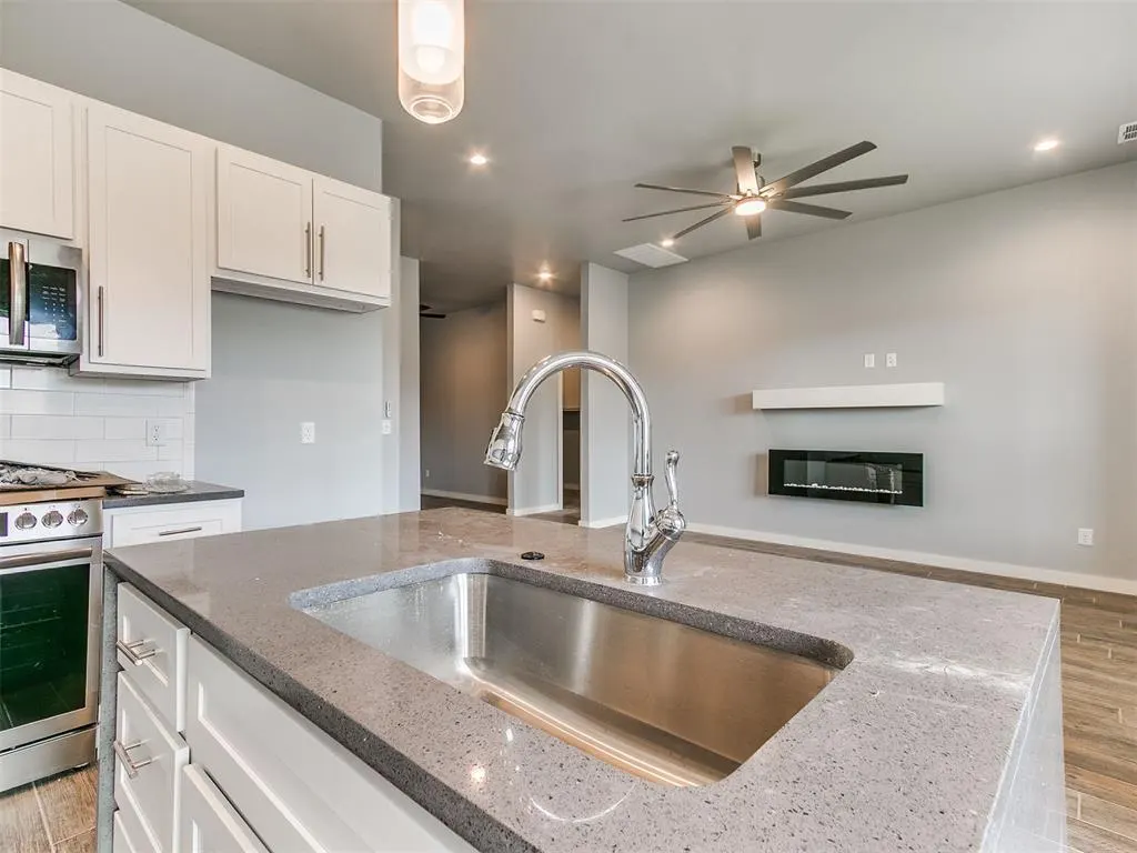 Photo 22 — 517 Remington Avenue, Jones, OK 73049
