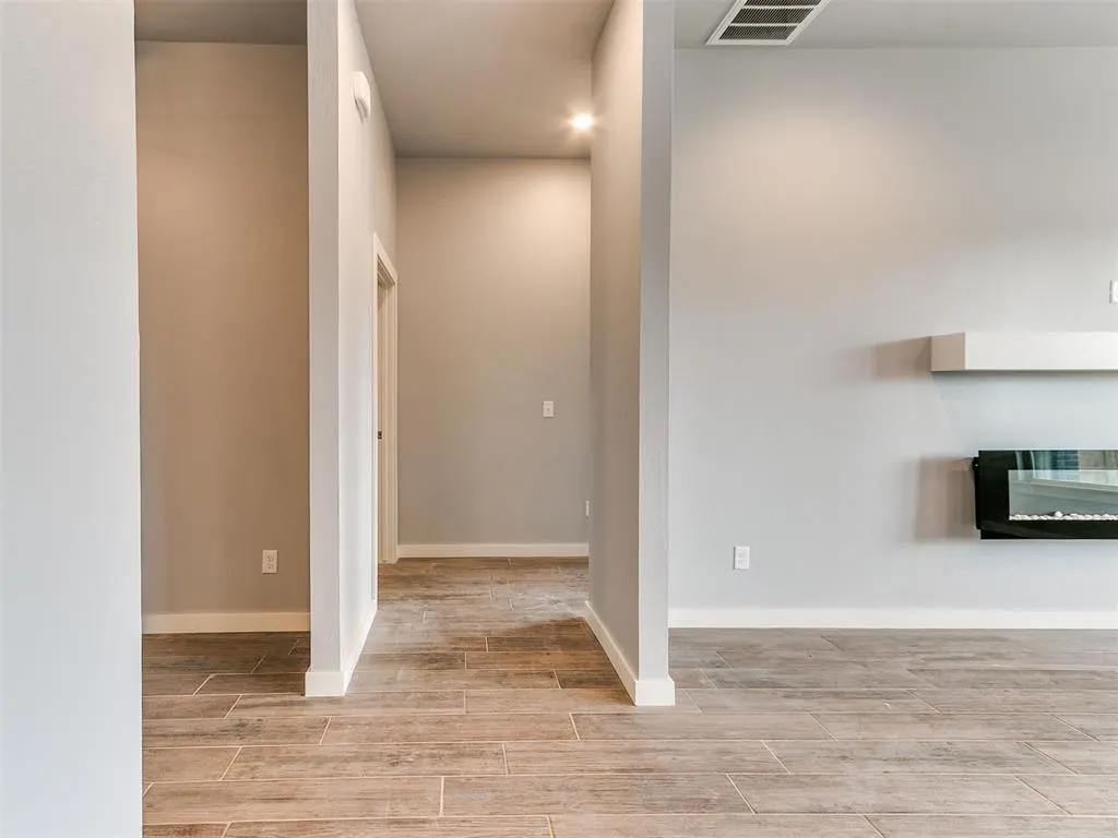 Photo 24 — 517 Remington Avenue, Jones, OK 73049