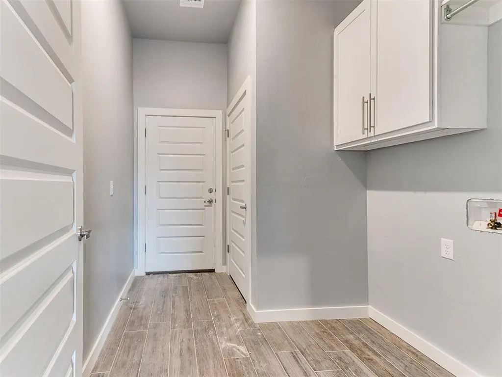 Photo 25 — 517 Remington Avenue, Jones, OK 73049