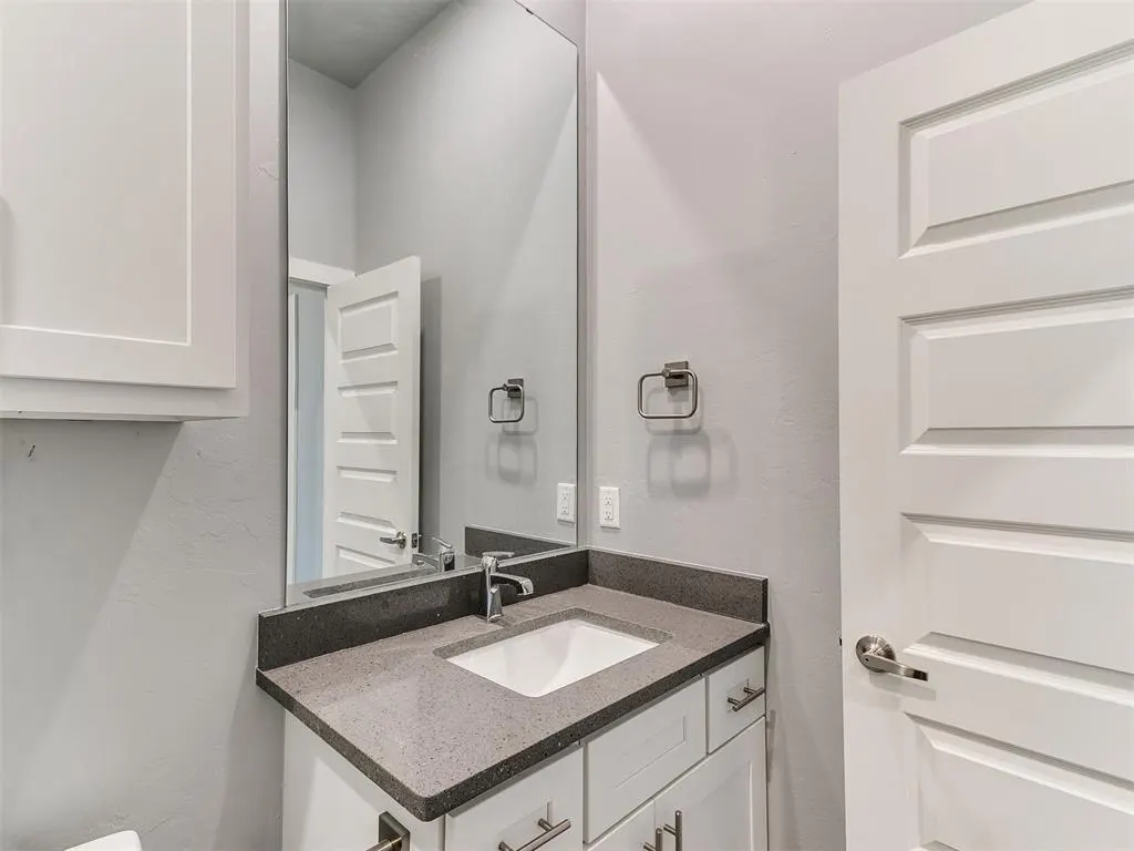 Photo 40 — 517 Remington Avenue, Jones, OK 73049