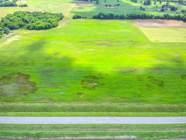 Photo 5 — 0004 N Harrah Road, Harrah, OK 73045