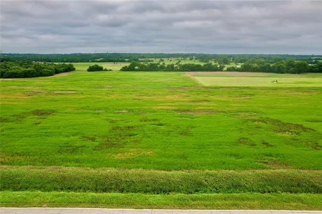 Photo 7 — 0004 N Harrah Road, Harrah, OK 73045