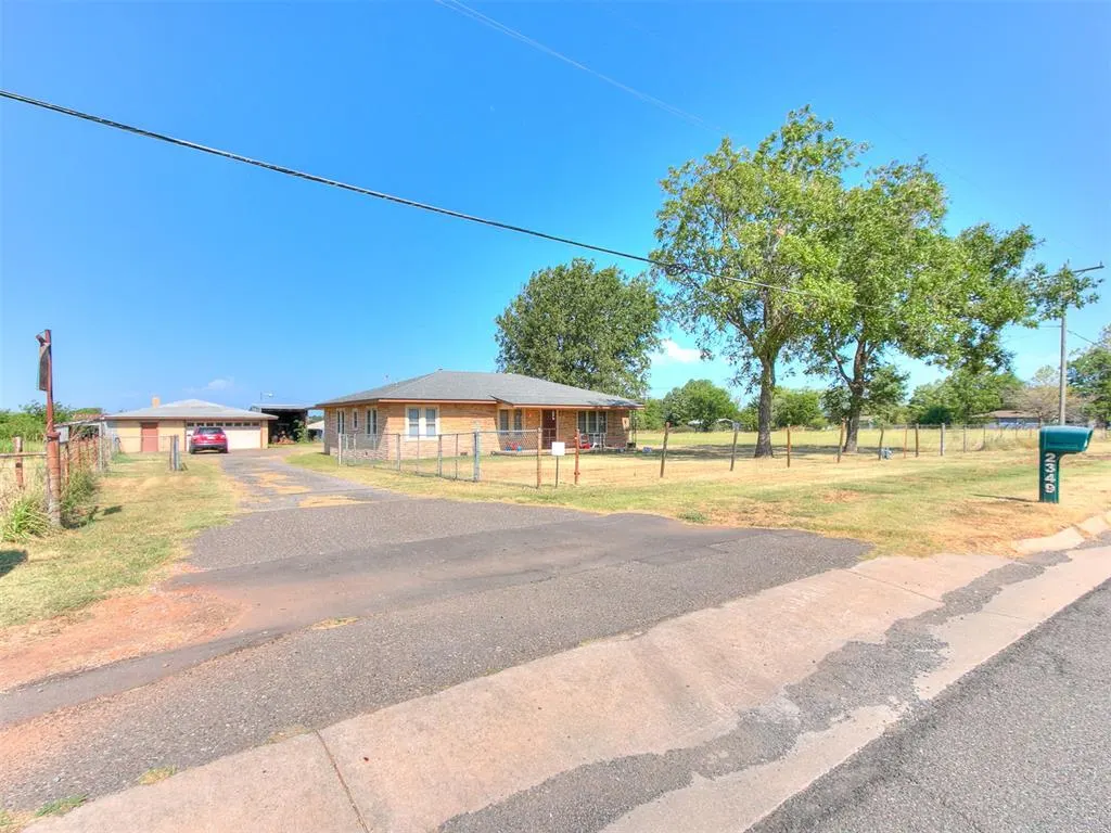 Photo 12 — 2349 S Harrah Road, Harrah, OK 73045