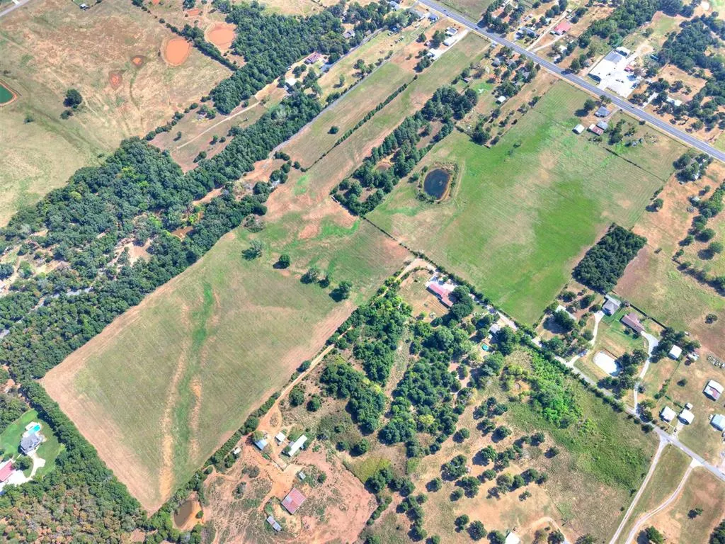 Photo 24 — 2349 S Harrah Road, Harrah, OK 73045