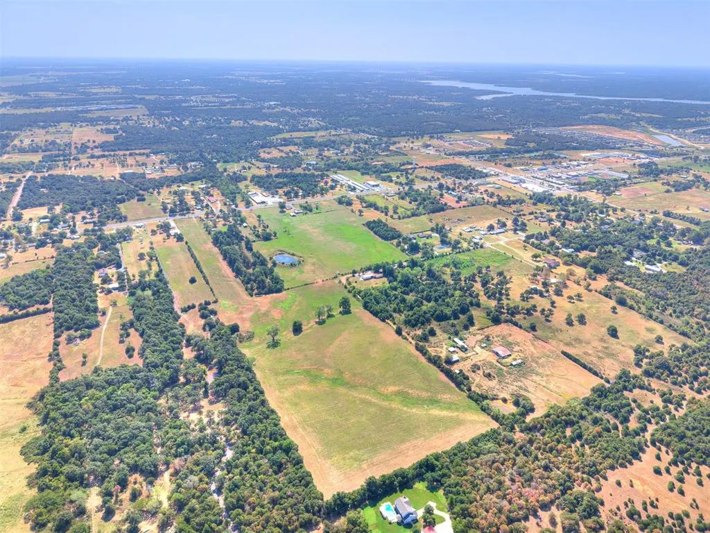 Photo 27 — 2349 S Harrah Road, Harrah, OK 73045