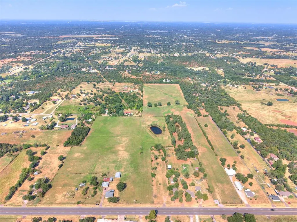 Photo 29 — 2349 S Harrah Road, Harrah, OK 73045