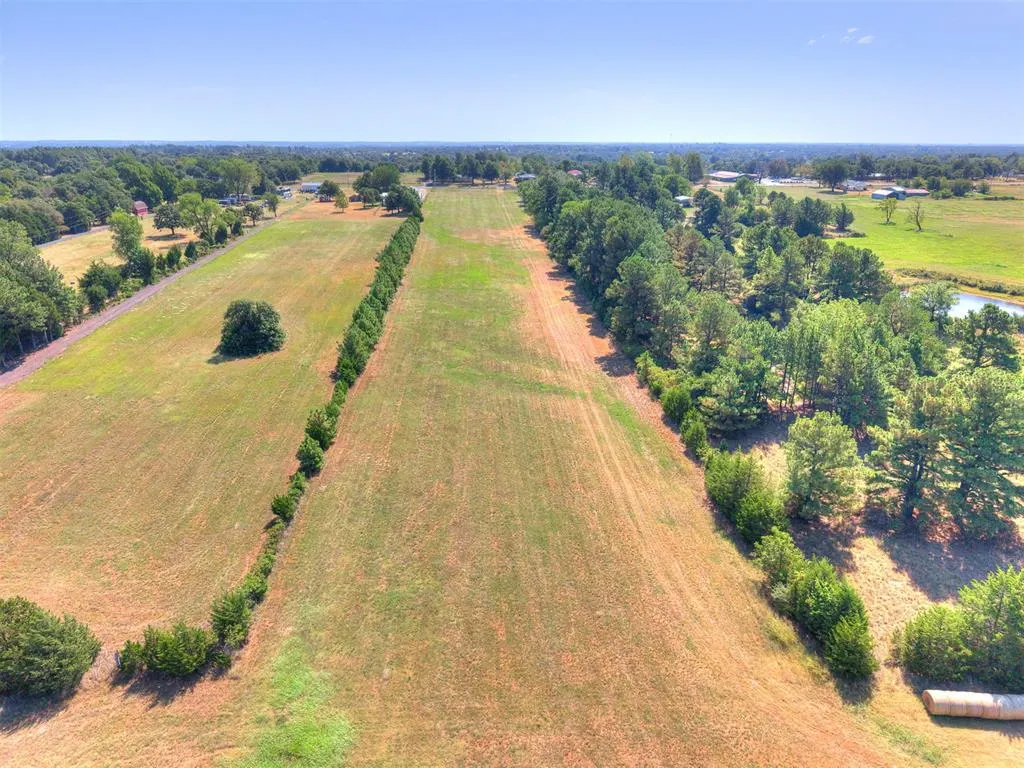 Photo 35 — 2349 S Harrah Road, Harrah, OK 73045