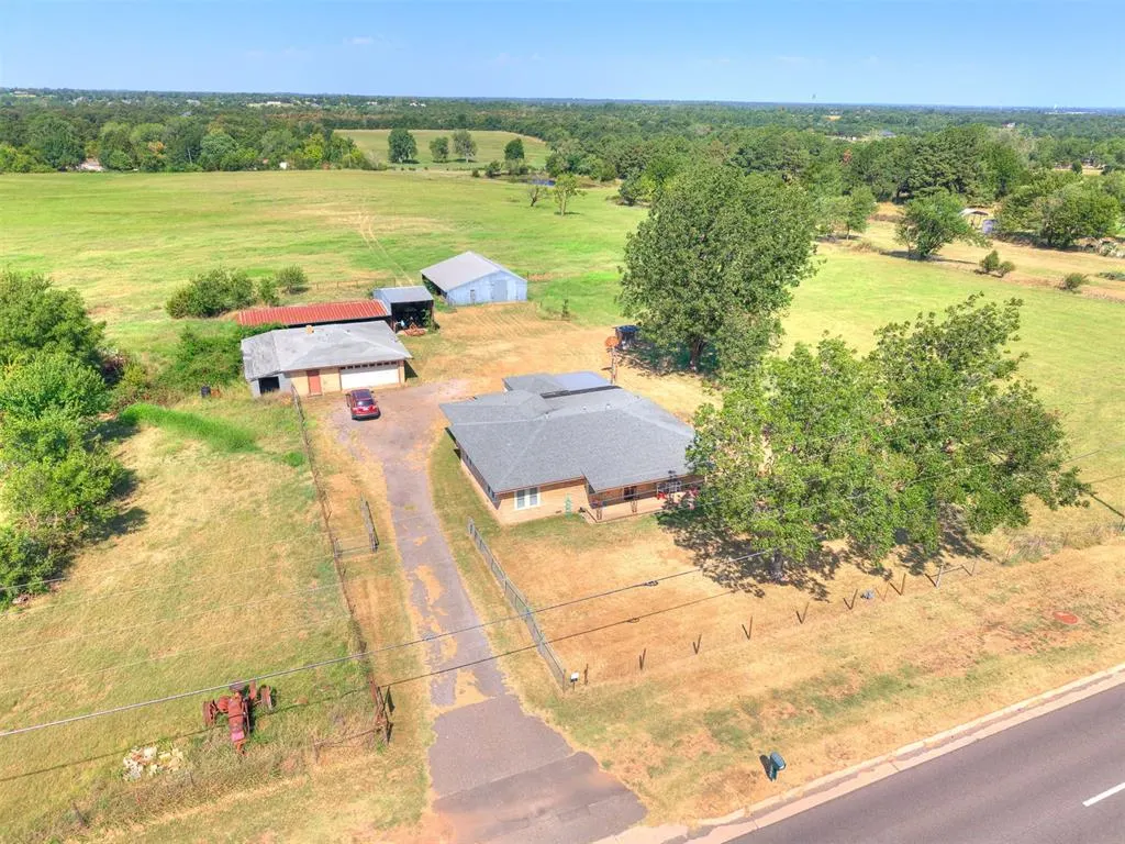 Photo 38 — 2349 S Harrah Road, Harrah, OK 73045
