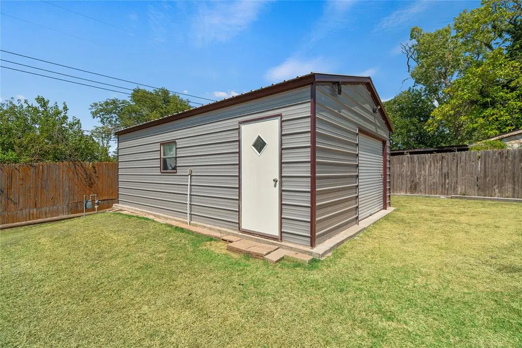 Photo 32 — 614 Circle Drive, Watonga, OK 73772