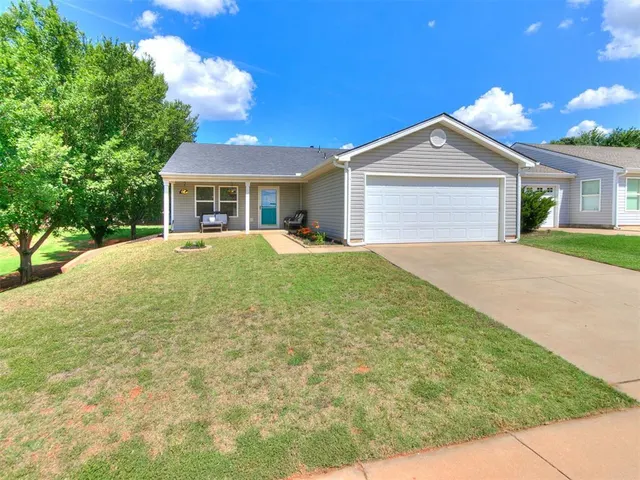 Front exterior — 14908 Marbleleaf Drive, Edmond, OK 73013