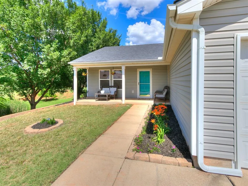 Photo 3 — 14908 Marbleleaf Drive, Edmond, OK 73013