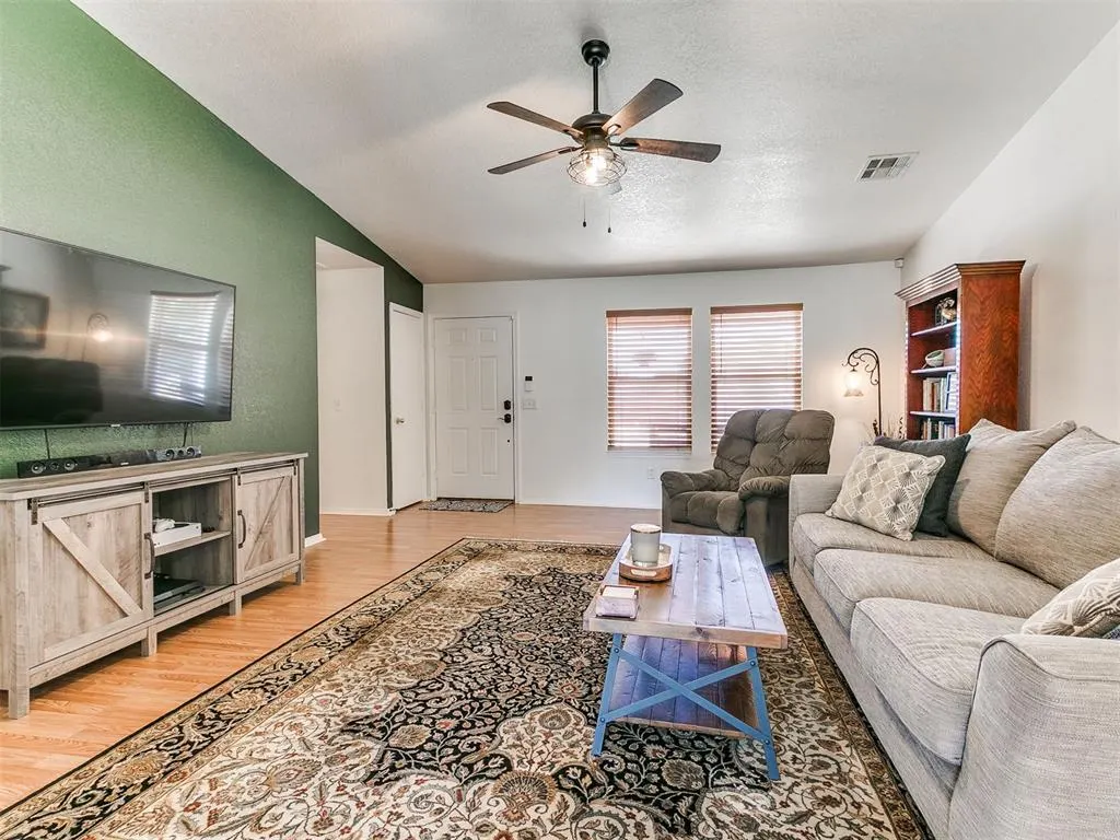 Photo 8 — 14908 Marbleleaf Drive, Edmond, OK 73013
