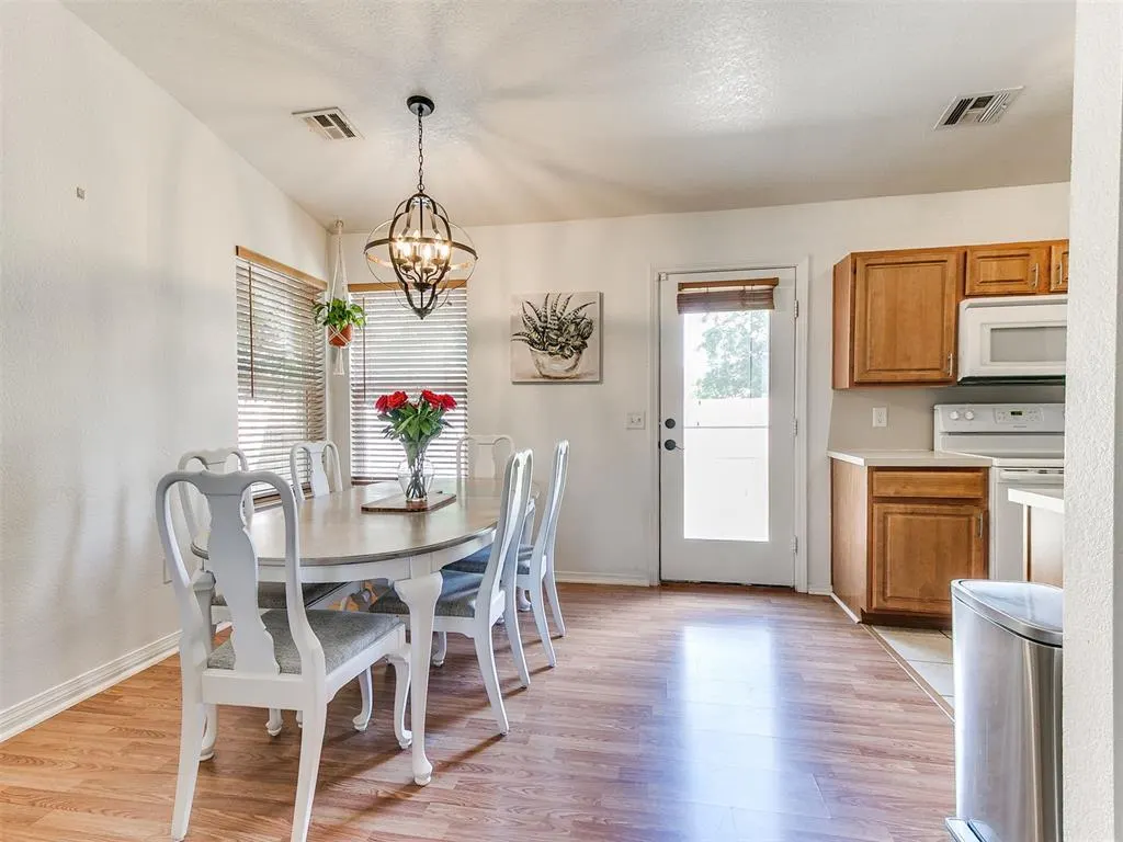 Photo 11 — 14908 Marbleleaf Drive, Edmond, OK 73013
