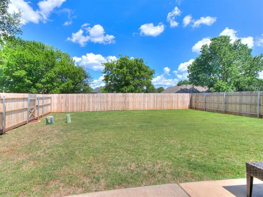 Photo 33 — 14908 Marbleleaf Drive, Edmond, OK 73013