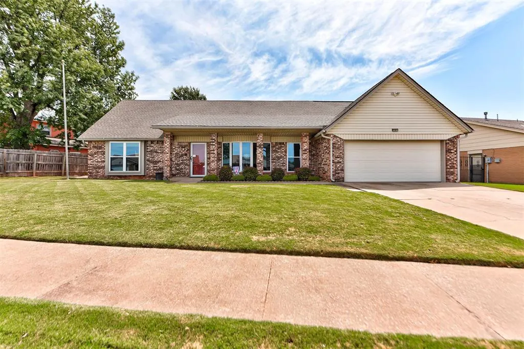 Front exterior — 11504 Mackel Drive, Oklahoma City, OK 73170