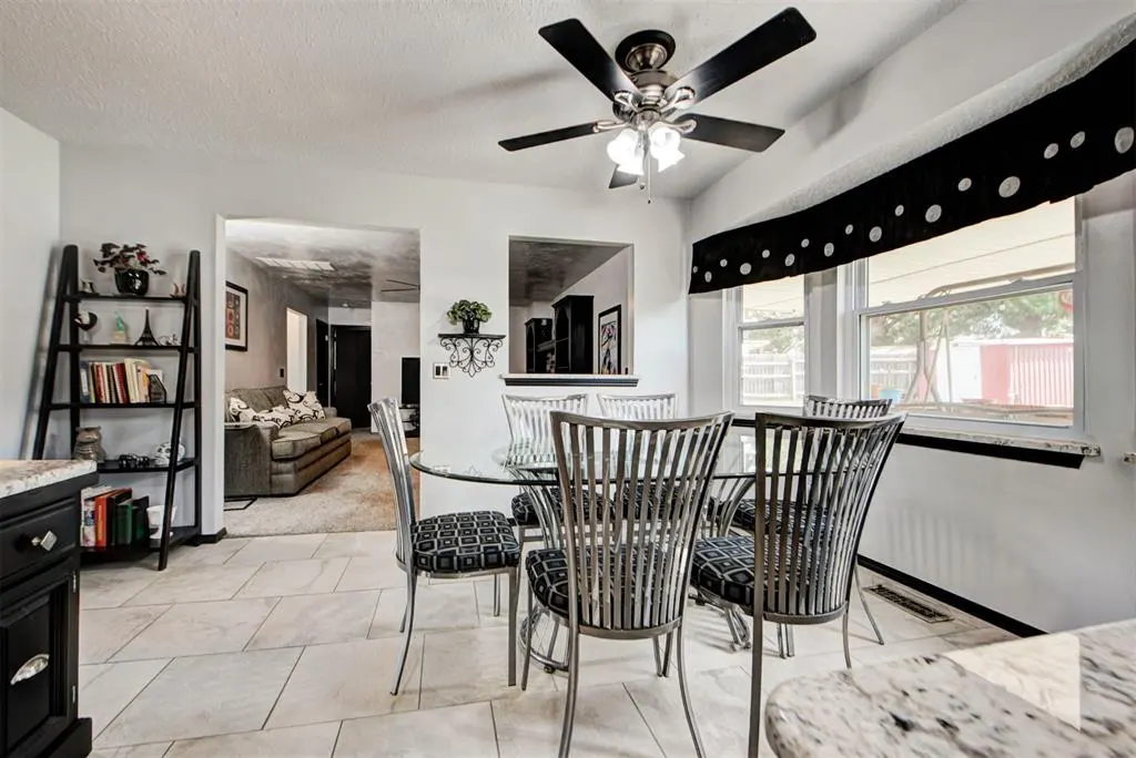 Photo 17 — 11504 Mackel Drive, Oklahoma City, OK 73170
