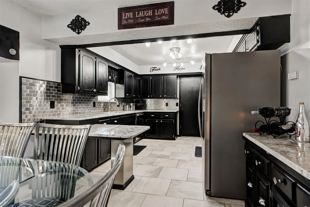 Photo 19 — 11504 Mackel Drive, Oklahoma City, OK 73170