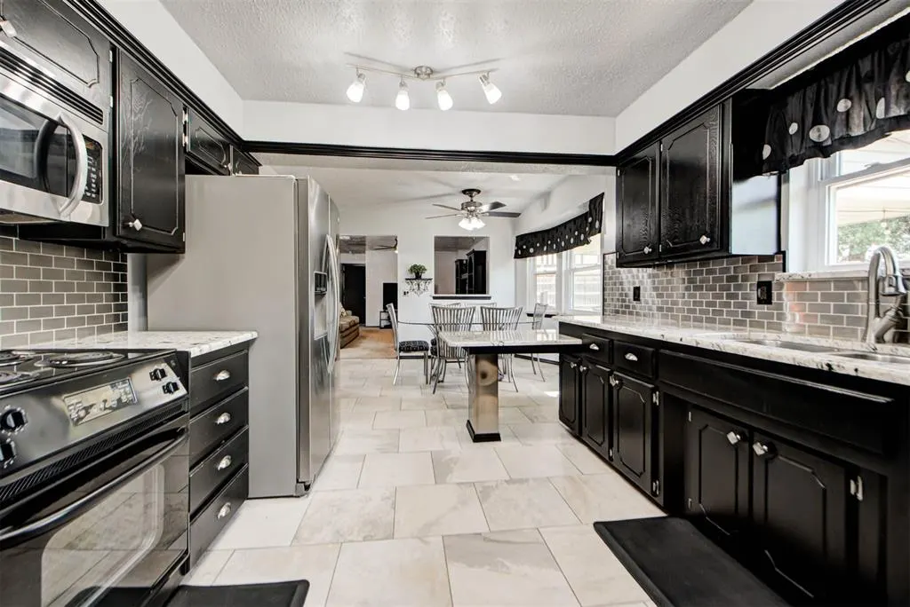 Photo 23 — 11504 Mackel Drive, Oklahoma City, OK 73170