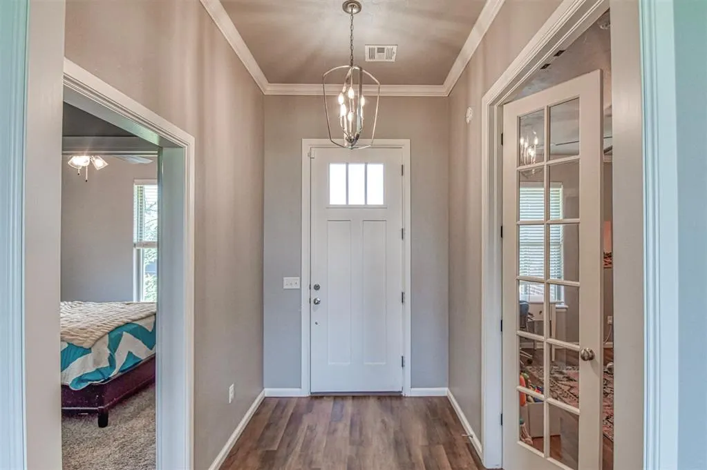 Photo 6 — 4217 Frontier Trail, Norman, OK 73072
