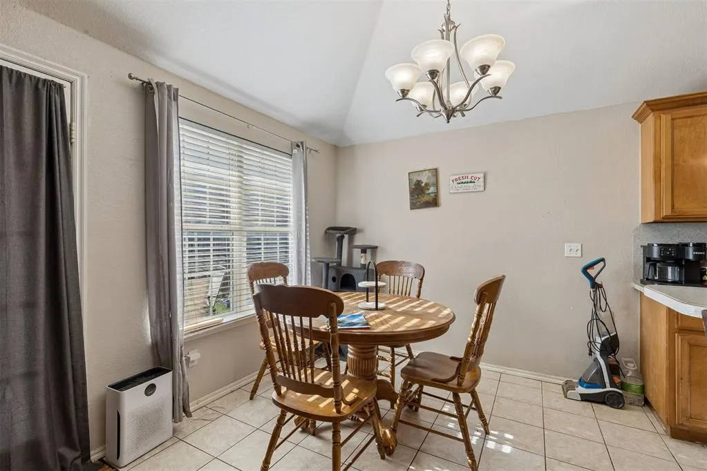 Photo 15 — 15900 Vicki Drive, Oklahoma City, OK 73170