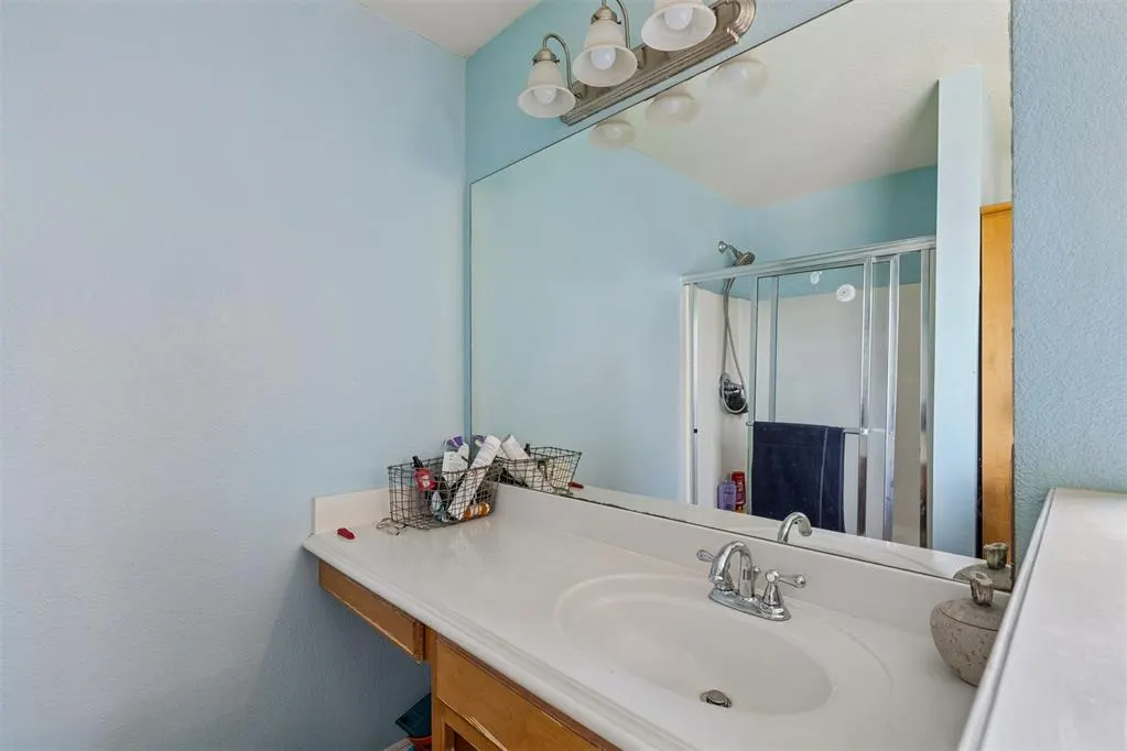 Photo 20 — 15900 Vicki Drive, Oklahoma City, OK 73170