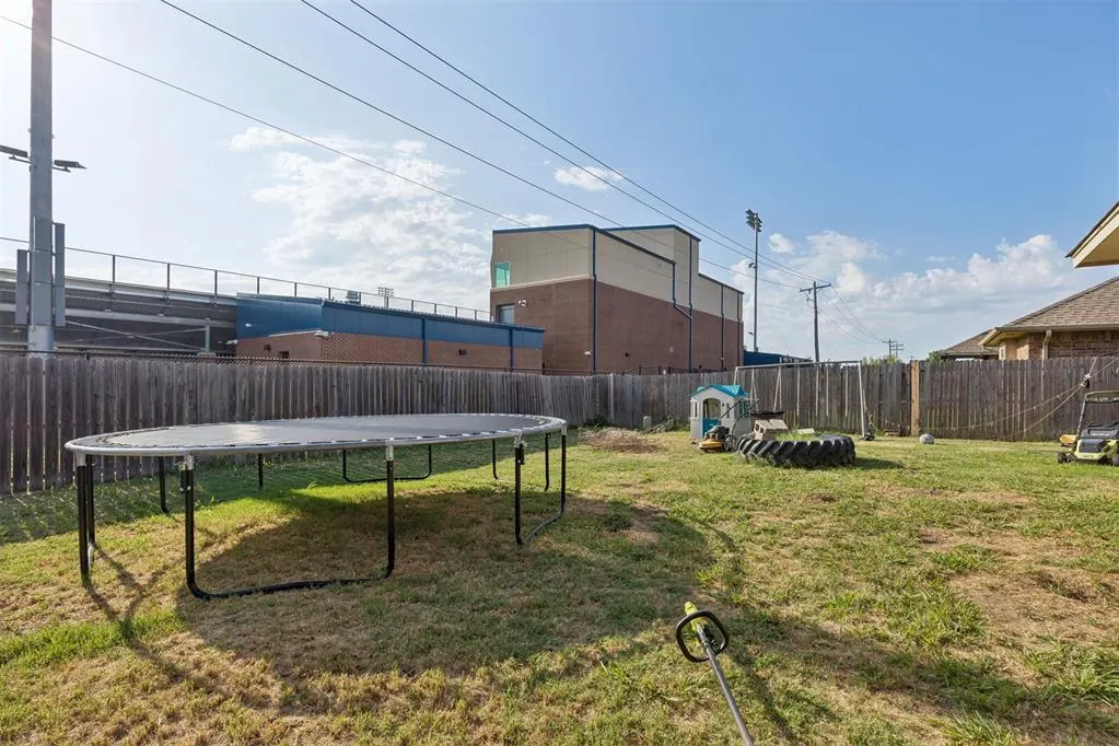 Photo 35 — 15900 Vicki Drive, Oklahoma City, OK 73170
