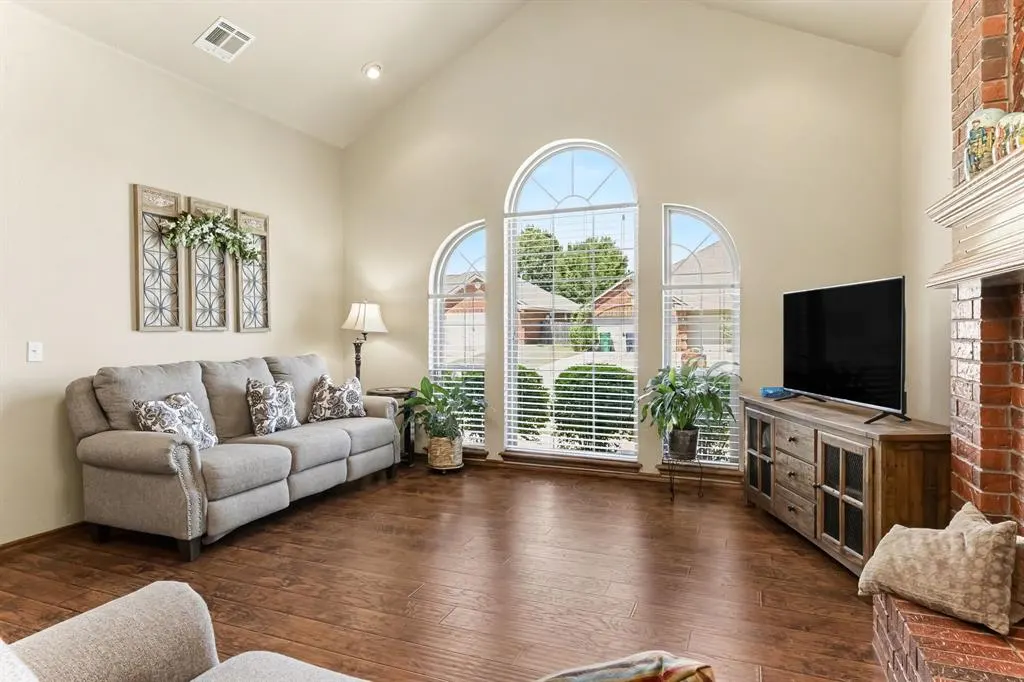 Photo 8 — 2828 SW 108th Street, Oklahoma City, OK 73170