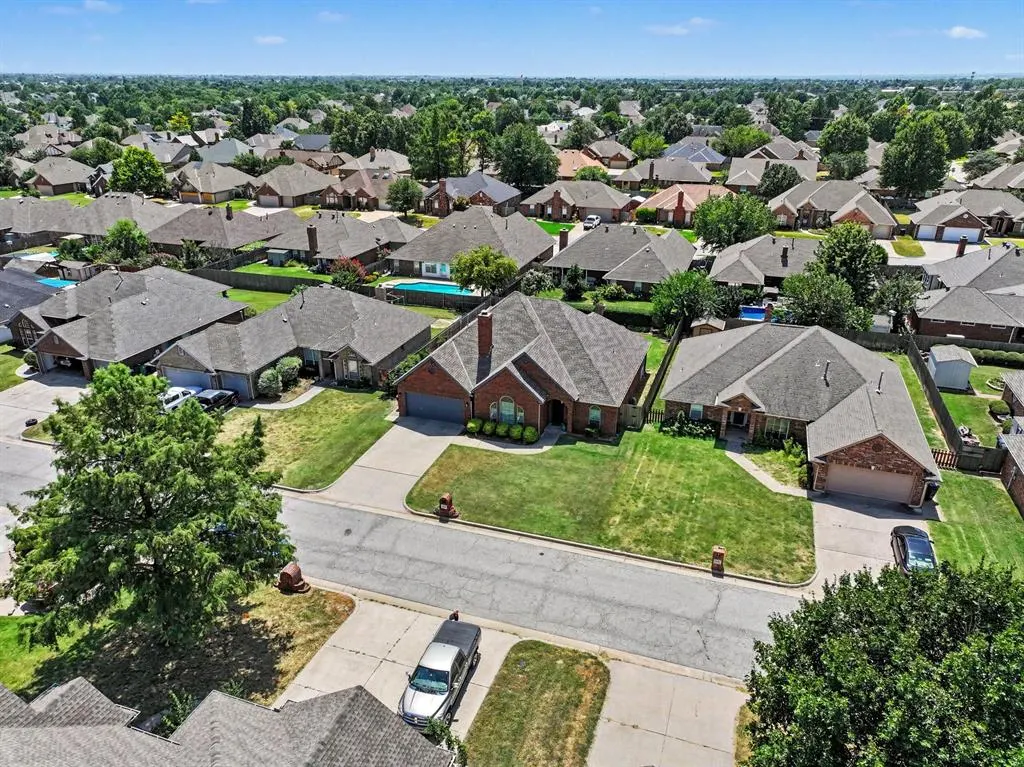 Photo 37 — 2828 SW 108th Street, Oklahoma City, OK 73170