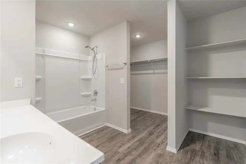 Photo 16 — 526 SE 3rd Terrace, Newcastle, OK 73065