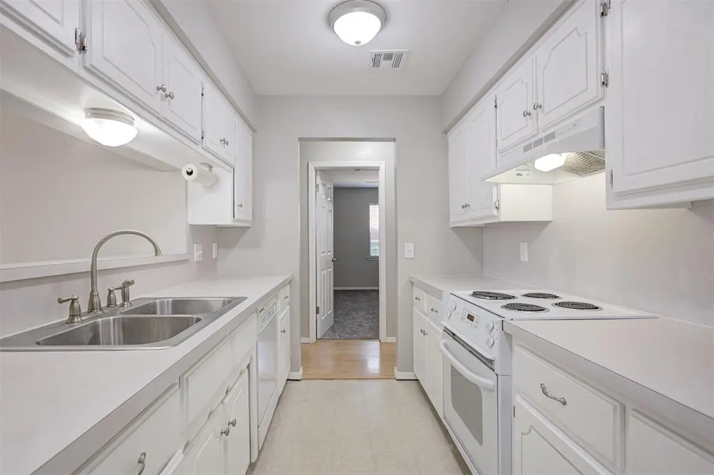 Photo 17 — 5013 Union Circle, Oklahoma City, OK 73135