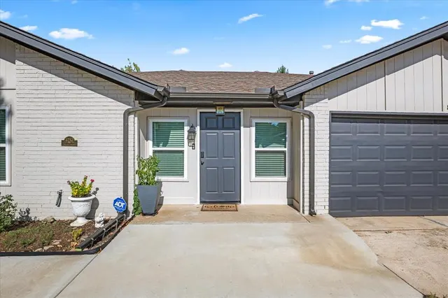 Photo 4 — 8712 N McMillan Avenue, Oklahoma City, OK 73132