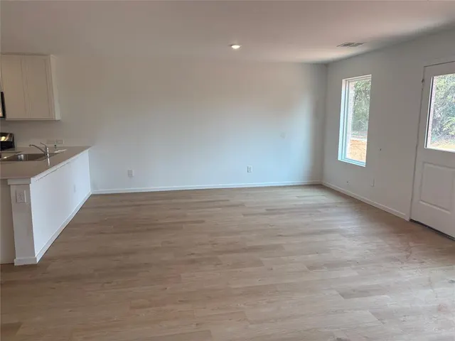 Photo 2 — 2008 Chestnut Oak Court, Oklahoma City, OK 73128